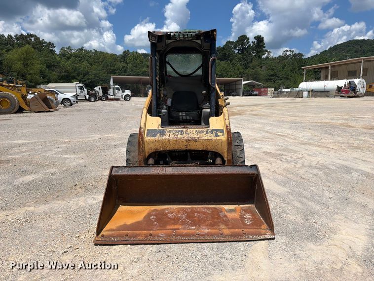image for item EX2550 2006 Caterpillar 226B skid steer loader