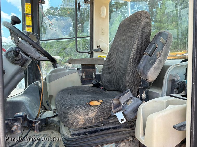 image for item EX2551 2013 Kawasaki 85Z7 wheel loader