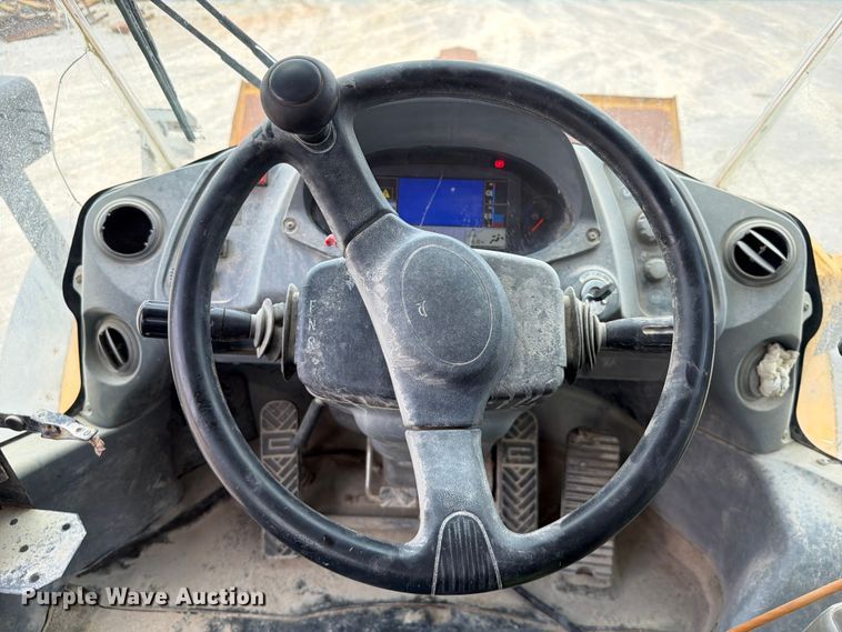 image for item EX2551 2013 Kawasaki 85Z7 wheel loader