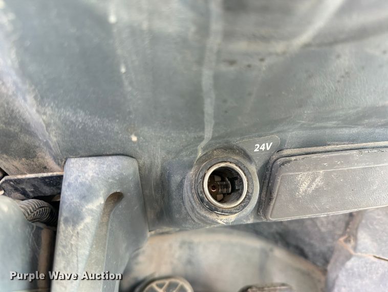 image for item EX2551 2013 Kawasaki 85Z7 wheel loader
