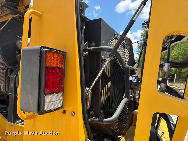 image for item EX2551 2013 Kawasaki 85Z7 wheel loader