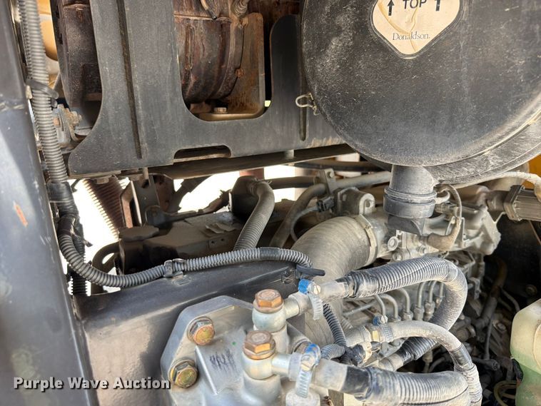 image for item EX2551 2013 Kawasaki 85Z7 wheel loader
