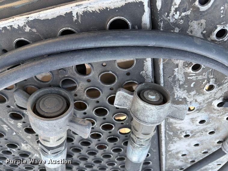 image for item EX4027 2014 Kenworth T800 semi truck