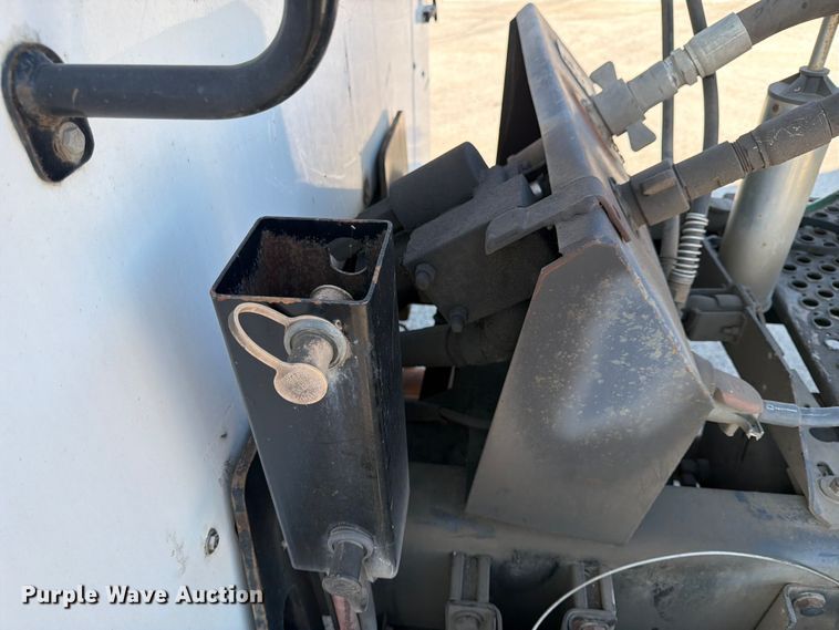 image for item EX4027 2014 Kenworth T800 semi truck