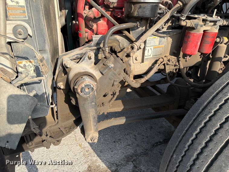 image for item EX4027 2014 Kenworth T800 semi truck