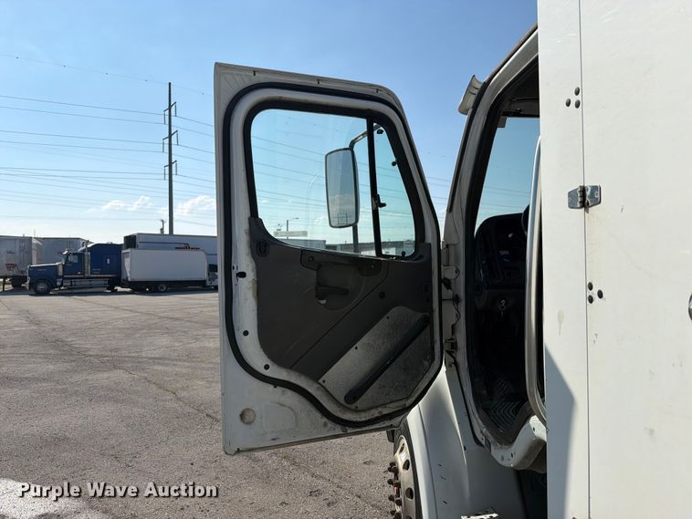 image for item EX4030 2014 Freightliner M2 refuse truck