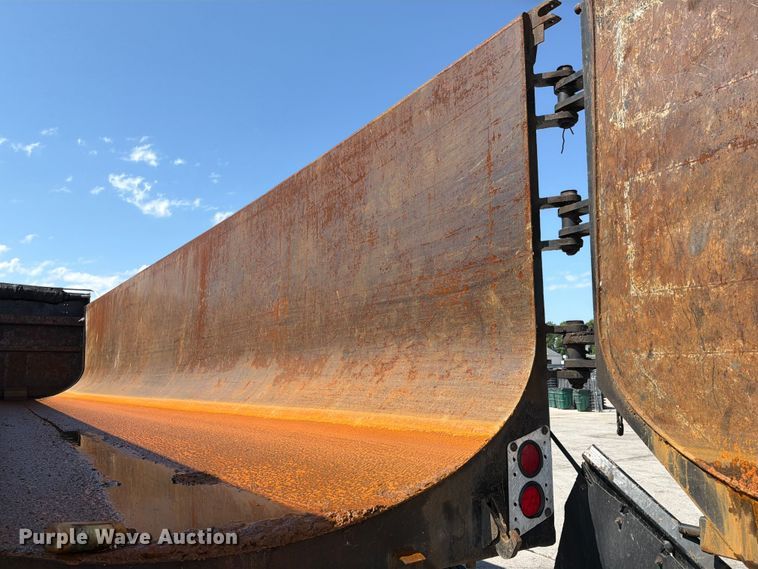 image for item EX4033 2018 Construction Trailer Specialists 