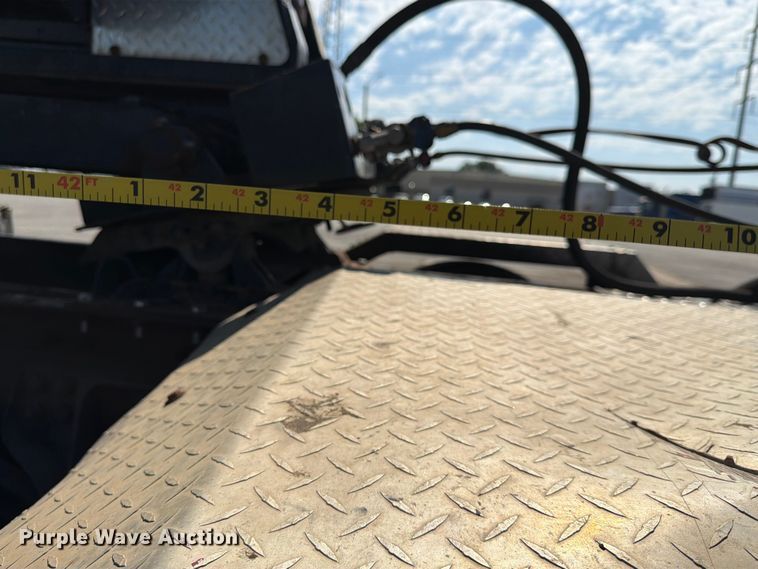 image for item EX4033 2018 Construction Trailer Specialists 