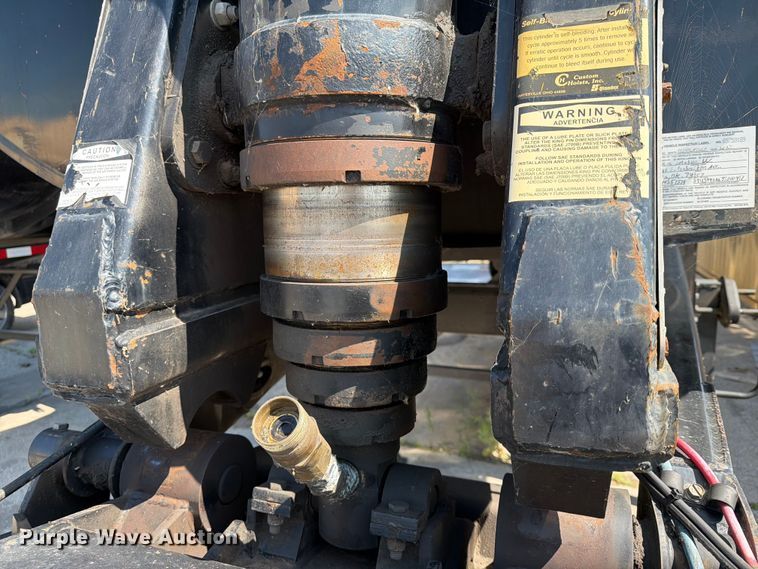 image for item EX4033 2018 Construction Trailer Specialists 