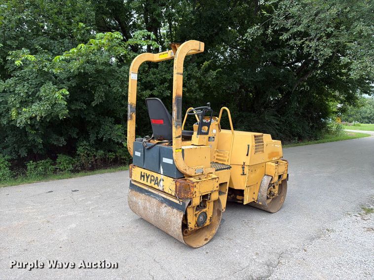 image for item EX4034 Hypac C747A double drum vibratory roller