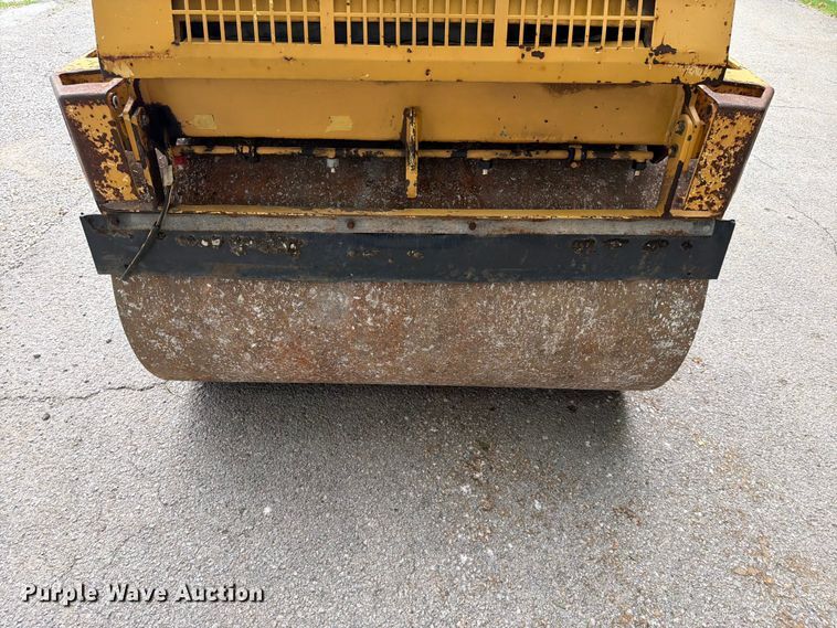 image for item EX4034 Hypac C747A double drum vibratory roller