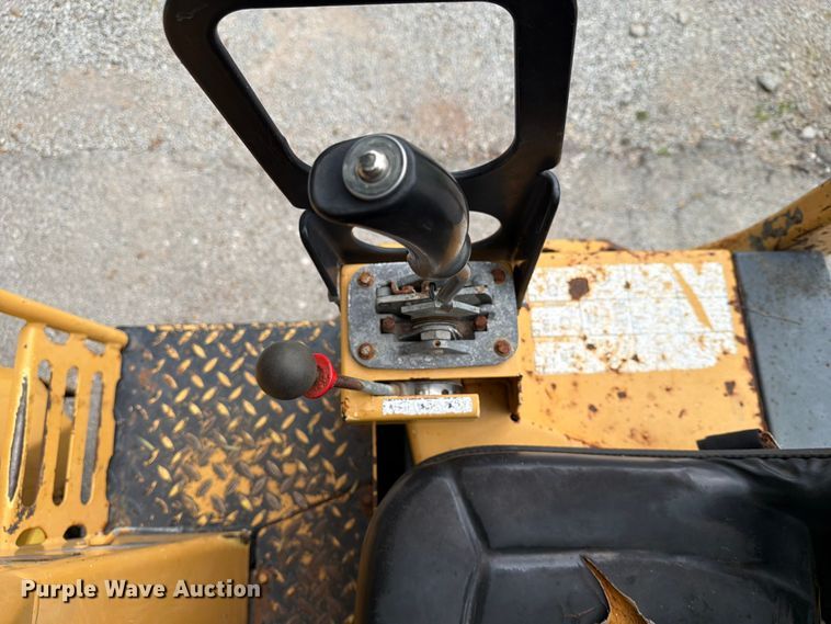 image for item EX4034 Hypac C747A double drum vibratory roller
