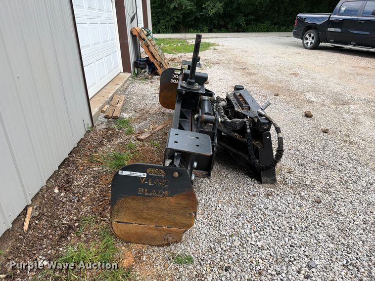 image for item EX4035 David's Dozer V-Loc System Inc. V-Loc Blade skid steer dozer blade