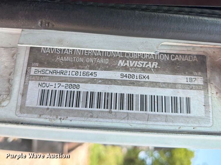 image for item EX4038 2001 International 9400i vacuum truck