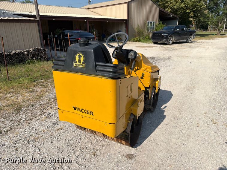 image for item EX4053 Wacker double drum vibratory roller