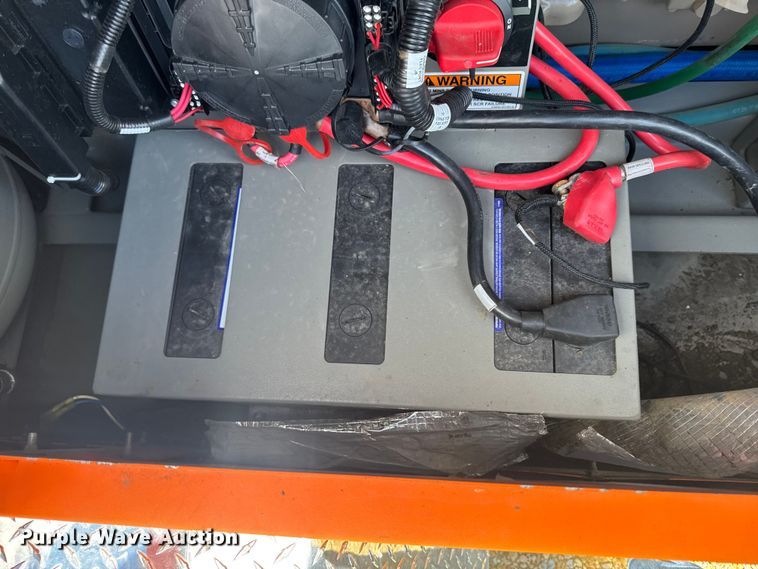 image for item FB5722 2018 Sullivan Palatek D400HHAF air compressor