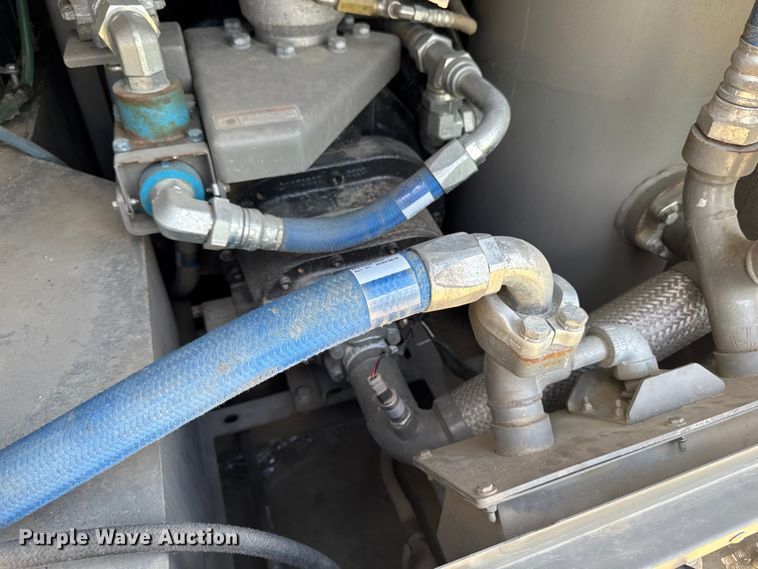 image for item FB5723 2018 Sullivan Palatek D400HHAF air compressor