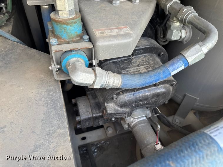image for item FB5723 2018 Sullivan Palatek D400HHAF air compressor