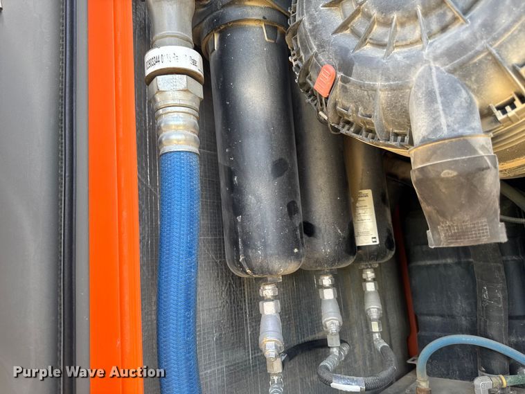 image for item FB5723 2018 Sullivan Palatek D400HHAF air compressor