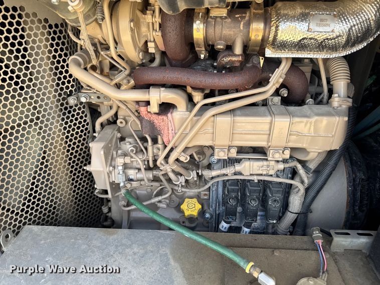 image for item FB5723 2018 Sullivan Palatek D400HHAF air compressor