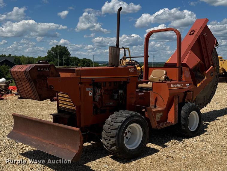 image for item FB5724 1986 Ditch Witch 6510 Diesel rock saw
