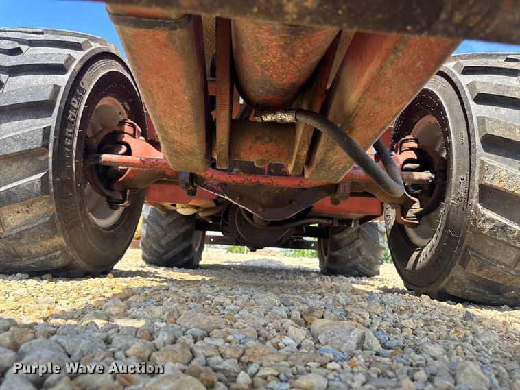 image for item FB5724 1986 Ditch Witch 6510 Diesel rock saw