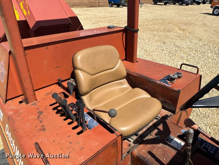 image for item FB5724 1986 Ditch Witch 6510 Diesel rock saw