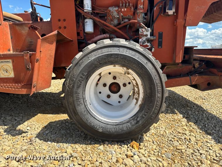 image for item FB5724 1986 Ditch Witch 6510 Diesel rock saw