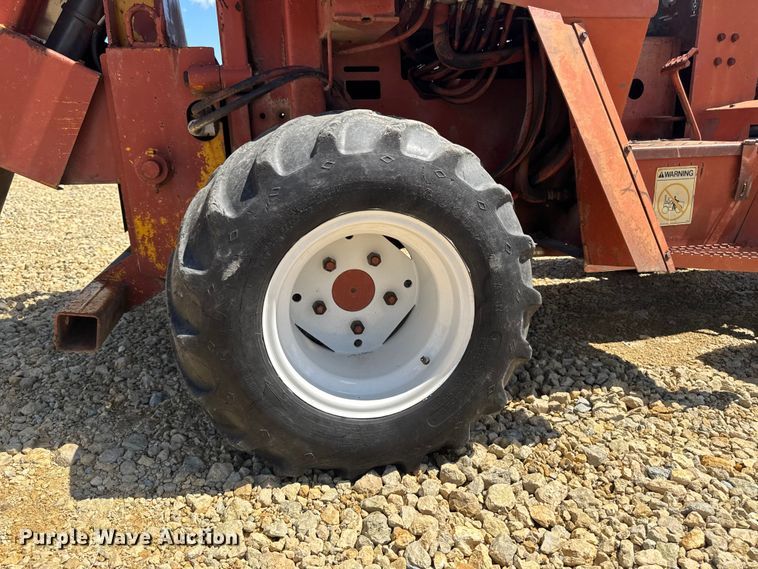 image for item FB5724 1986 Ditch Witch 6510 Diesel rock saw