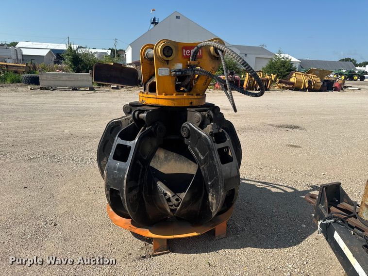 image for item FB5726 Terran TDOPG336DDB Hydraulic Orange Grapple