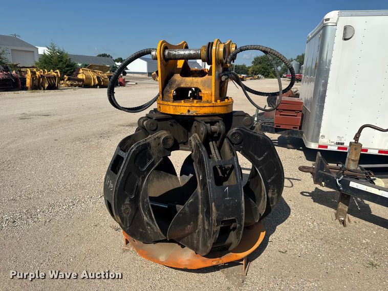 image for item FB5726 Terran TDOPG336DDB Hydraulic Orange Grapple