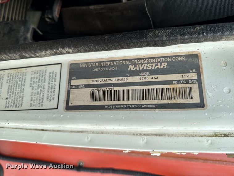 image for item FB5736 1998 International 4700 bucket truck