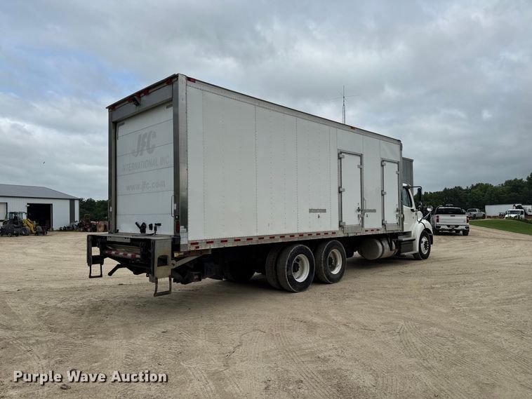 image for item FB5737 2018 Freightliner 7300 refrigerated delivery truck