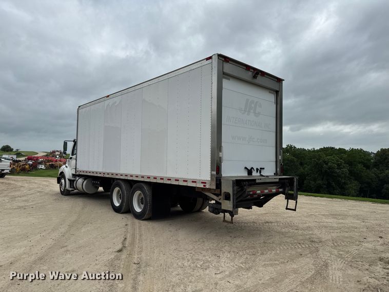 image for item FB5737 2018 Freightliner 7300 refrigerated delivery truck