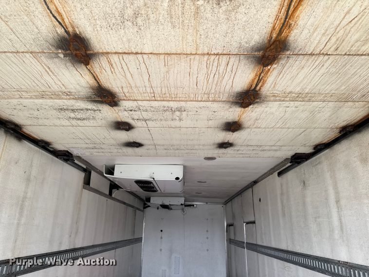 image for item FB5737 2018 Freightliner 7300 refrigerated delivery truck