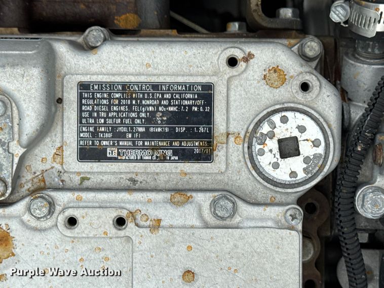 image for item FB5737 2018 Freightliner 7300 refrigerated delivery truck