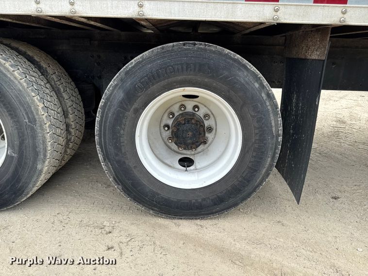 image for item FB5737 2018 Freightliner 7300 refrigerated delivery truck
