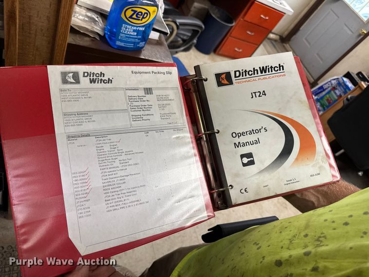 image for item FB5739 2020 Ditch Witch JT24 directional boring unit