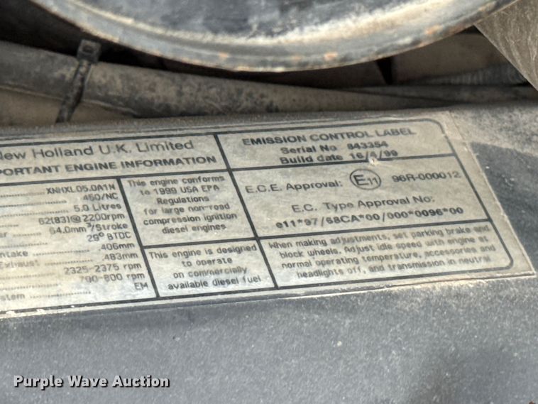 image for item FB5741 1999 New Holland 555E backhoe