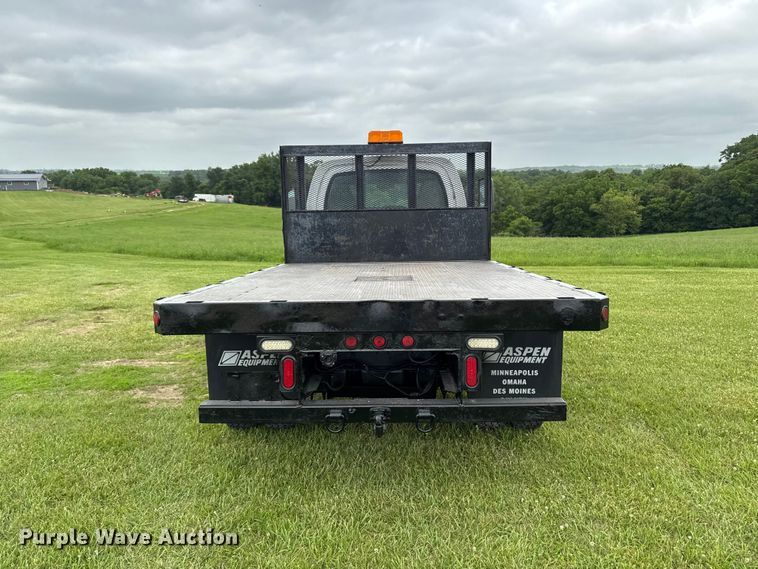 image for item FB5742 2006 Chevrolet C5500 flatbed truck