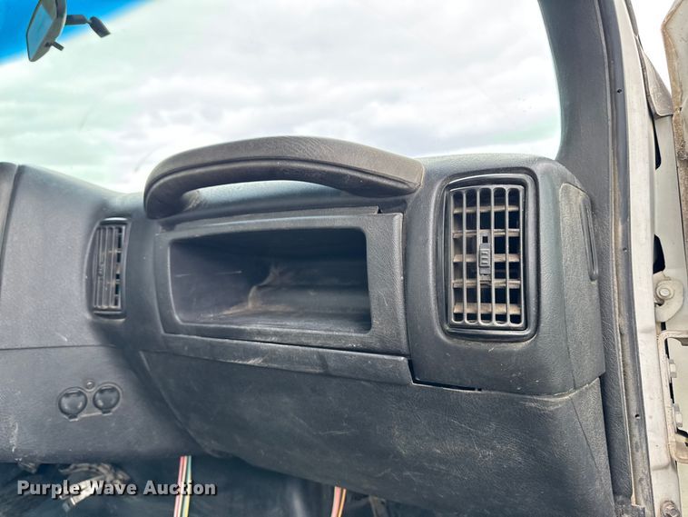 image for item FB5742 2006 Chevrolet C5500 flatbed truck