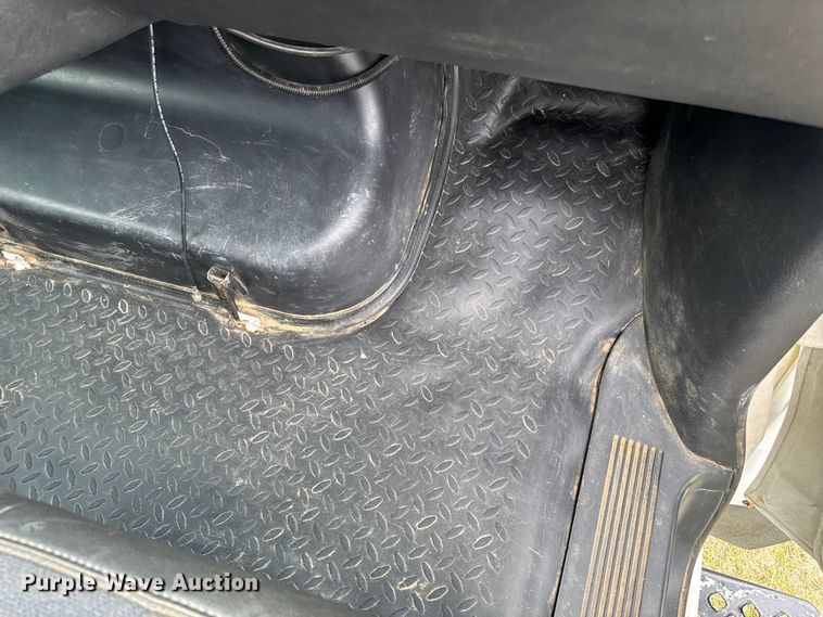 image for item FB5743 2005 Chevrolet C4500 dump truck