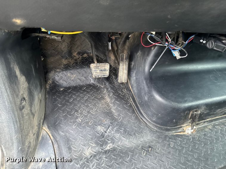 image for item FB5743 2005 Chevrolet C4500 dump truck