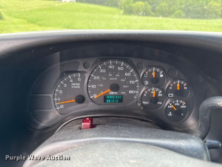 image for item FB5743 2005 Chevrolet C4500 dump truck
