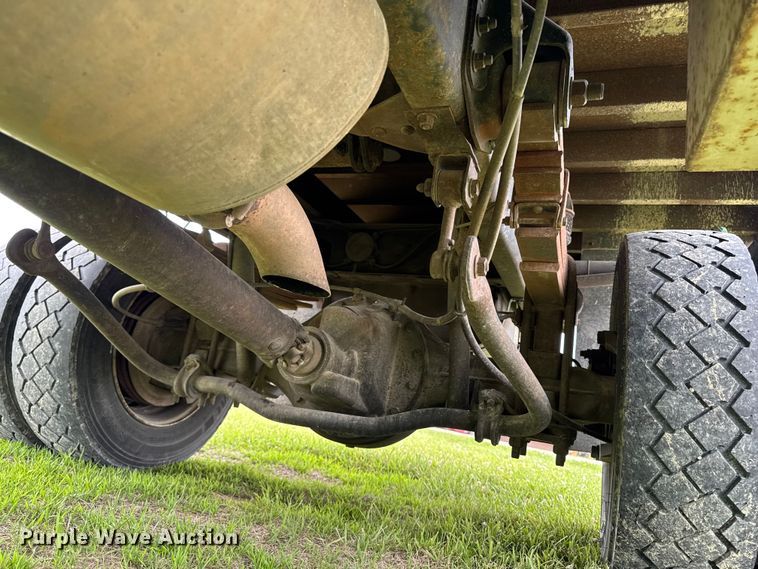 image for item FB5743 2005 Chevrolet C4500 dump truck