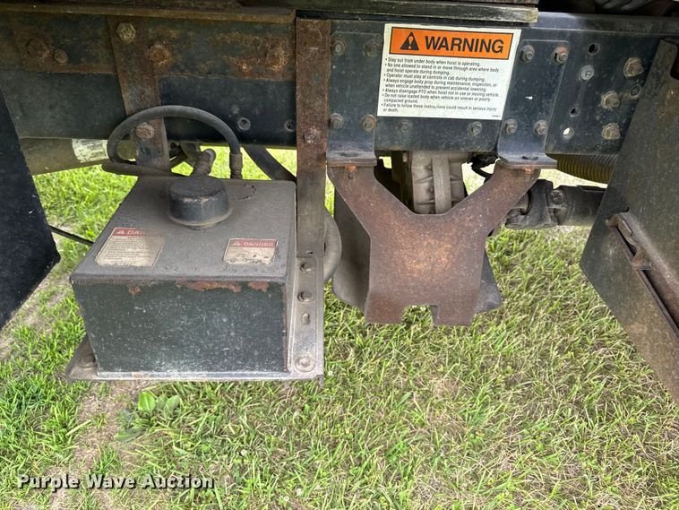 image for item FB5743 2005 Chevrolet C4500 dump truck