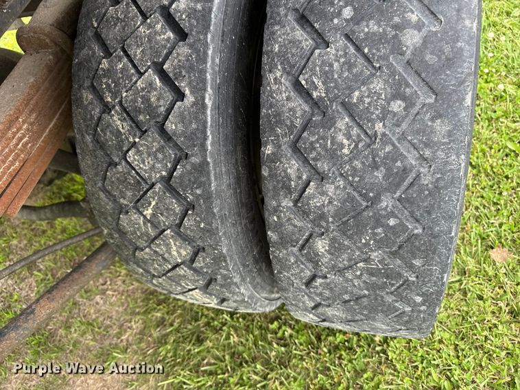 image for item FB5743 2005 Chevrolet C4500 dump truck