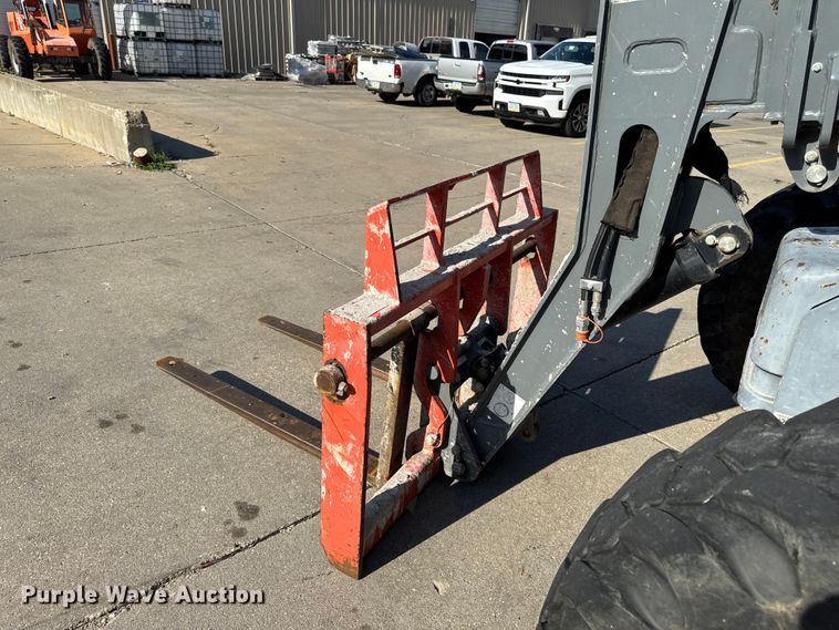 image for item FB5746 2017 Skyjack SJ643TH telehandler