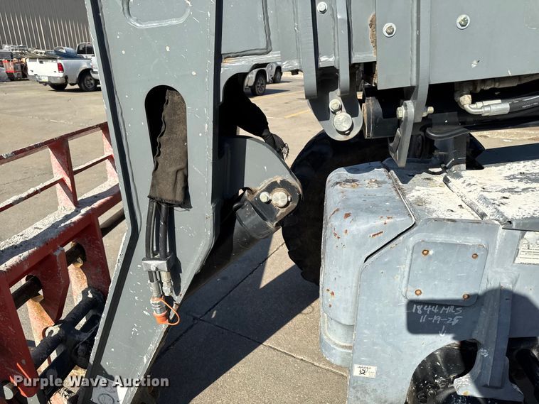 image for item FB5746 2017 Skyjack SJ643TH telehandler