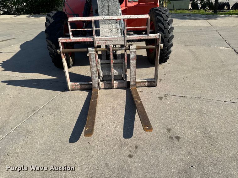 image for item FB5746 2017 Skyjack SJ643TH telehandler